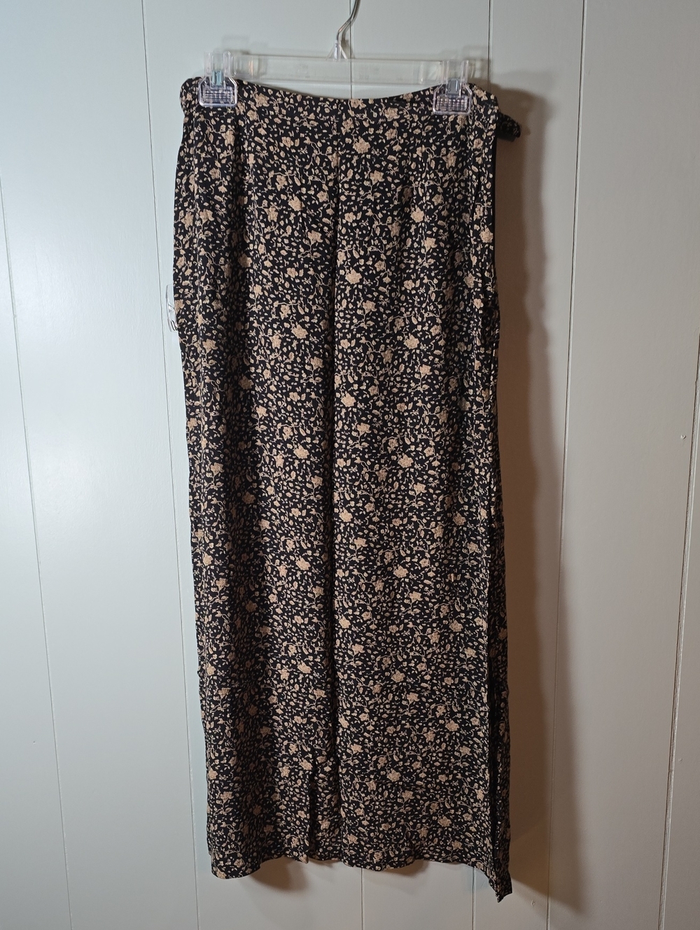 Black Maxi Skirt with Beige Floral Print — Lightweight Everyday Style